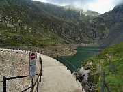 85 Passaggio sulla diga del Lago del Diavolo